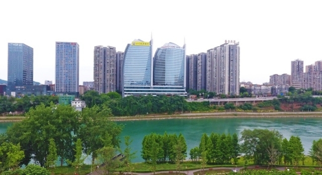 四川天府银行党委书记董事长黄毅提升金融服务实体经济能力助力地方