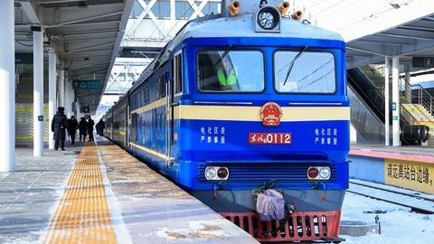 綏芬河與俄羅斯格羅迭科沃國(guó)際旅客列車(chē)恢復(fù)開(kāi)行 每日運(yùn)行1個(gè)往返