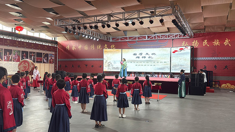 河北景县：社区公益大讲堂  点亮孩子多彩假期