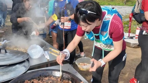 跟着赛事游伊春 九峰山森林越野赛激情开跑