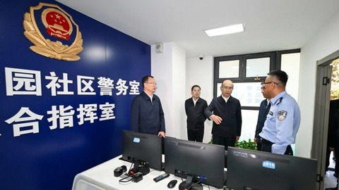 许勤到哈尔滨市调研社会治安综合治理中心规范化建设工作