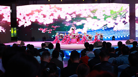 “国潮”名品集聚    五地文化交流——中国品牌日・宁波（镇海）暨 2025 年民族文化交流周系列活动启幕