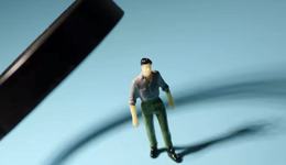 宁德时代询价转让受追捧，533亿元资金参与认购，创始股东或套现172亿元