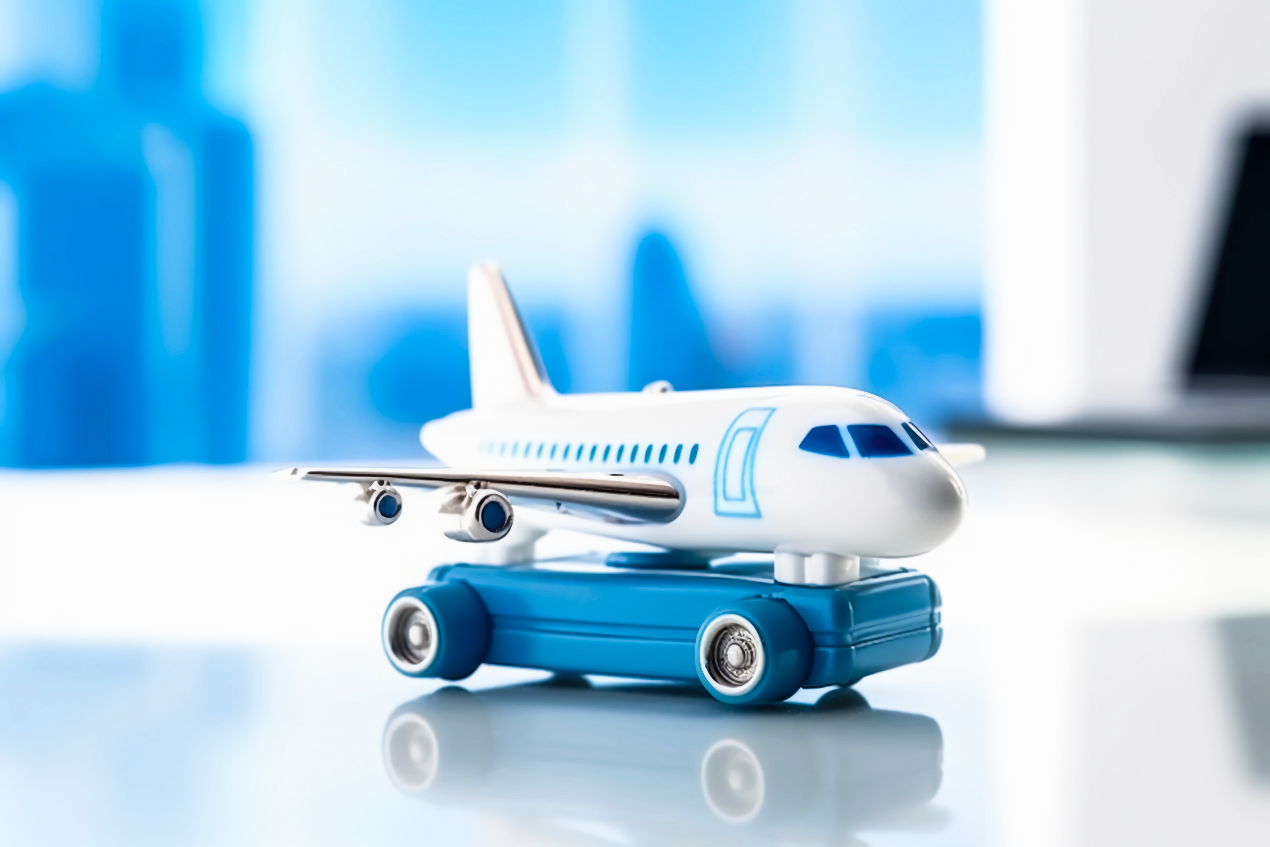 出境游收入向好，国际业务成OTA必争之地