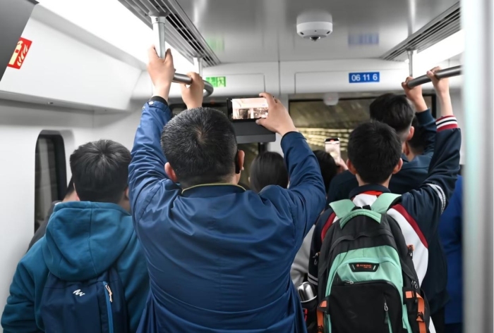 山东城市观察 | 当青岛地铁成为网红打卡点，TACS才是硬实力的担当